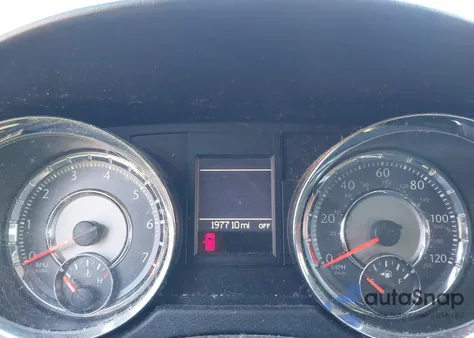 2014 Chrysler Town & Country Touring z USA, uszkodzony, nr VIN 2C4RC1BG7ER159917